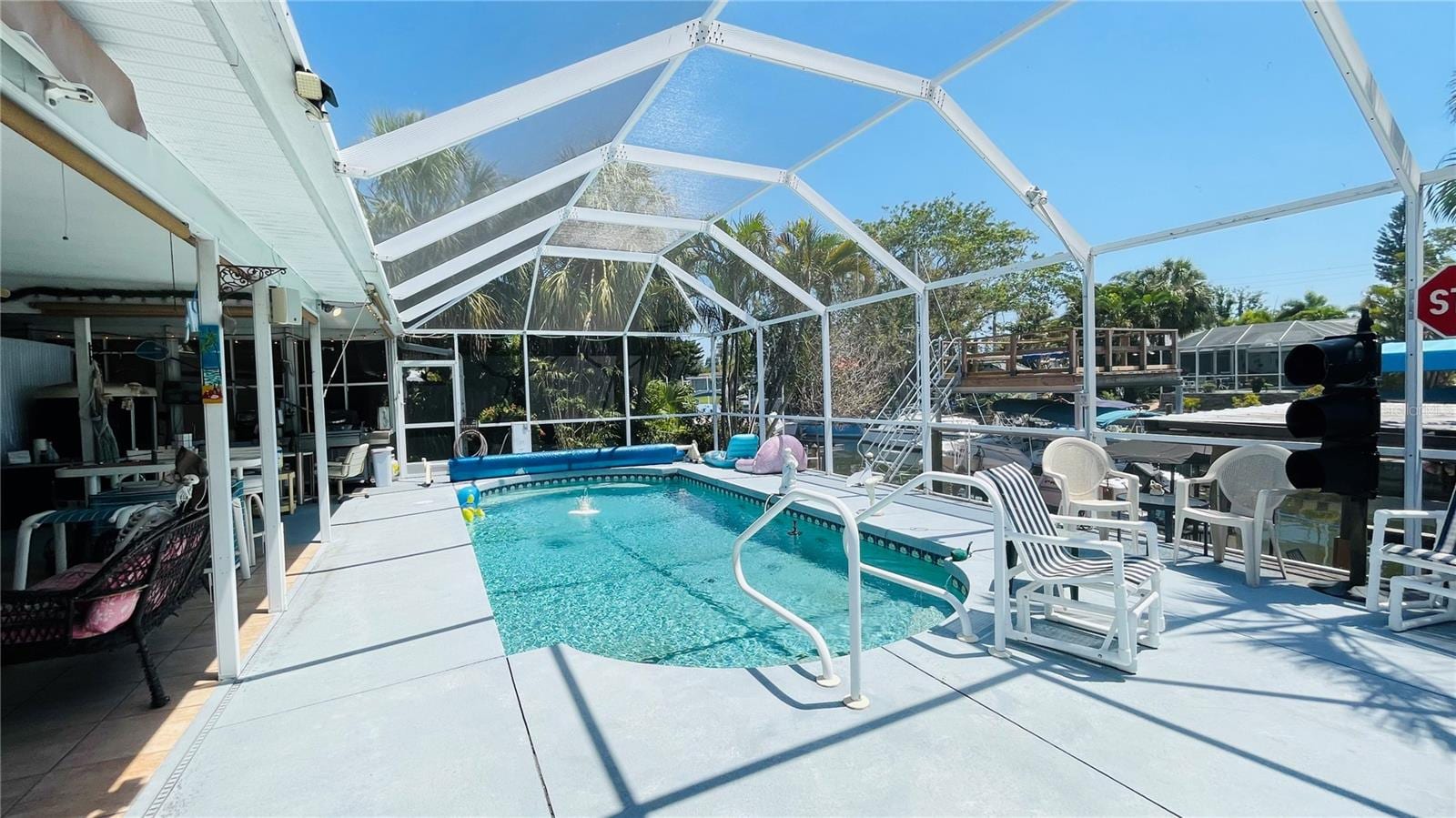 409 Bryn Mawr Is photo 4