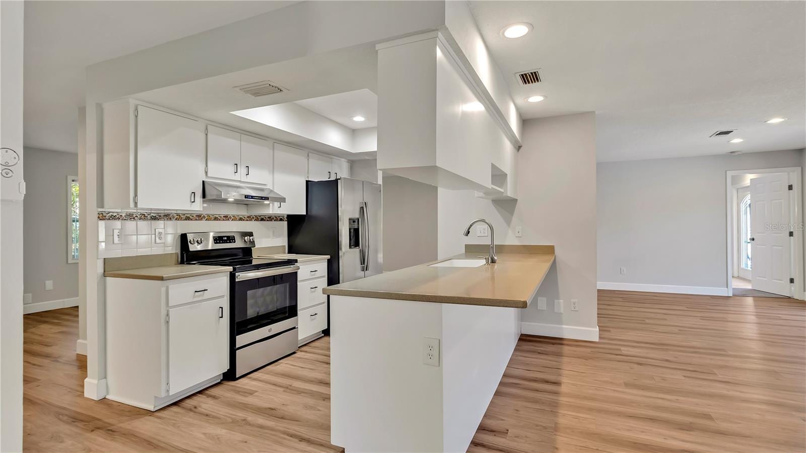 7801 17th Way N photo 5