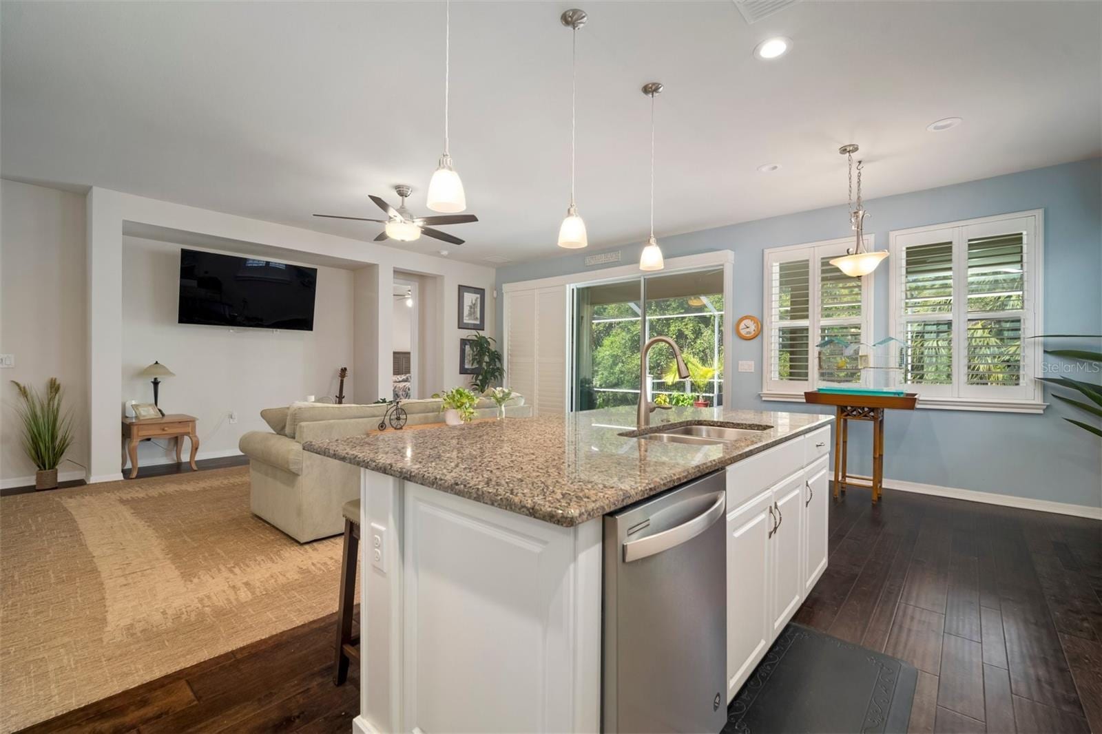 5102 Coastal Scene Dr photo 4
