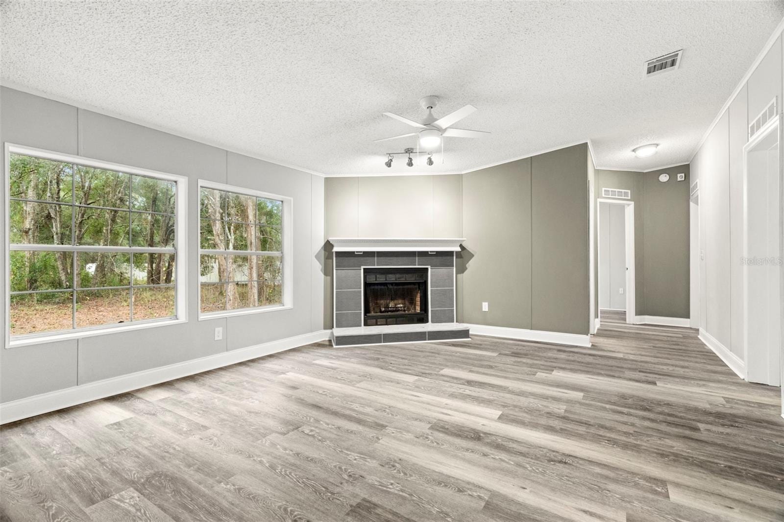 18202 Rogerland Rd photo 5
