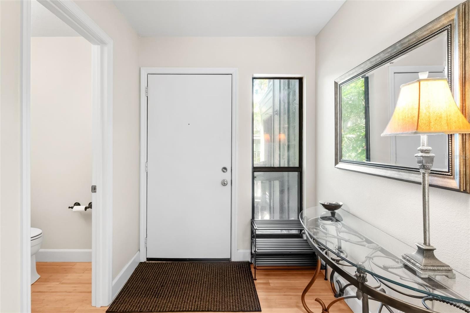 1347 Landings Dr #6 photo 5