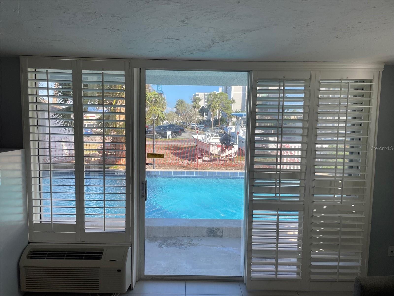 800 Bayway Blvd #14 photo 3