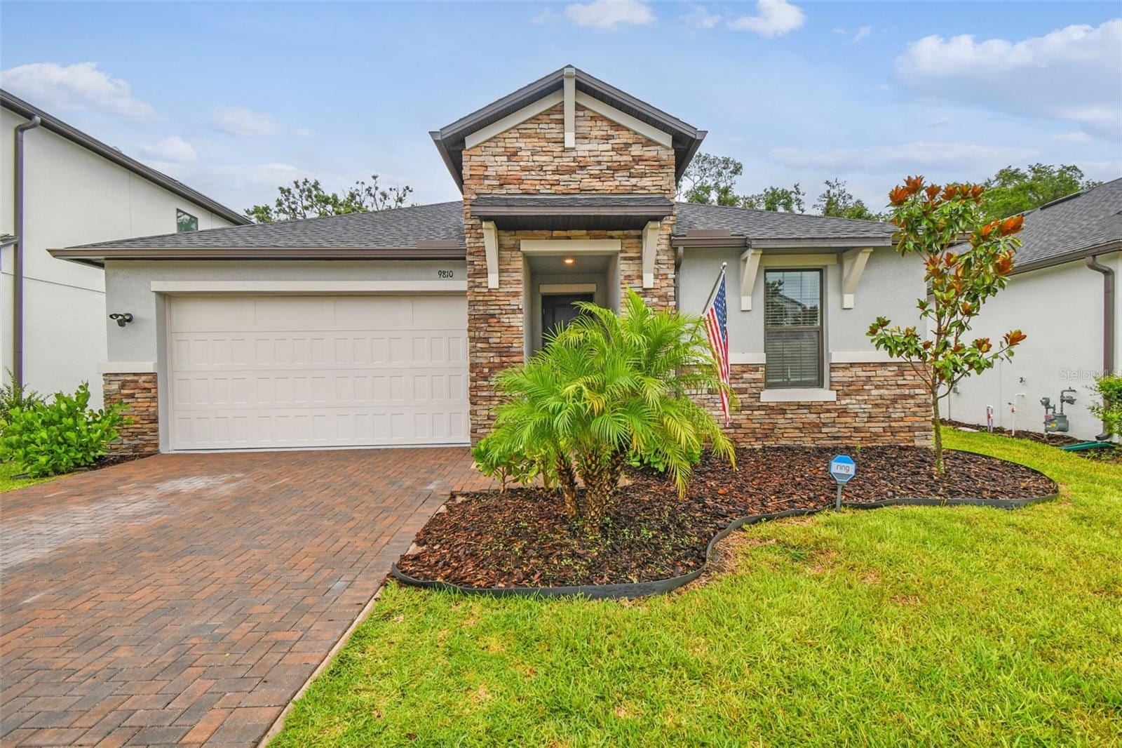 9810 Carabiner Way photo 4