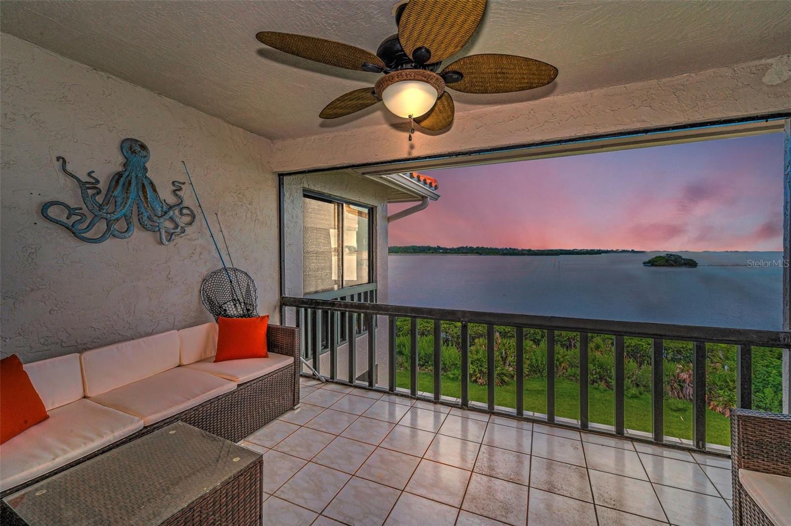 1813 Mariner Dr #146 photo 2