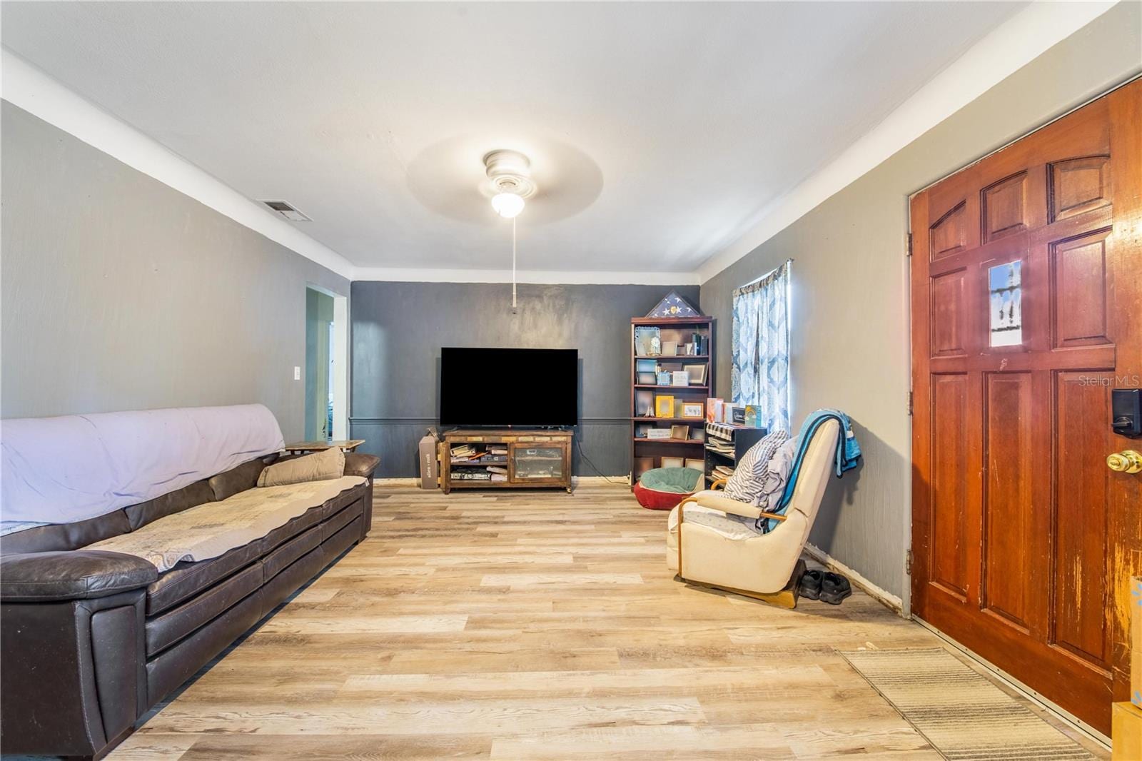 400 E Pomelo St photo 3