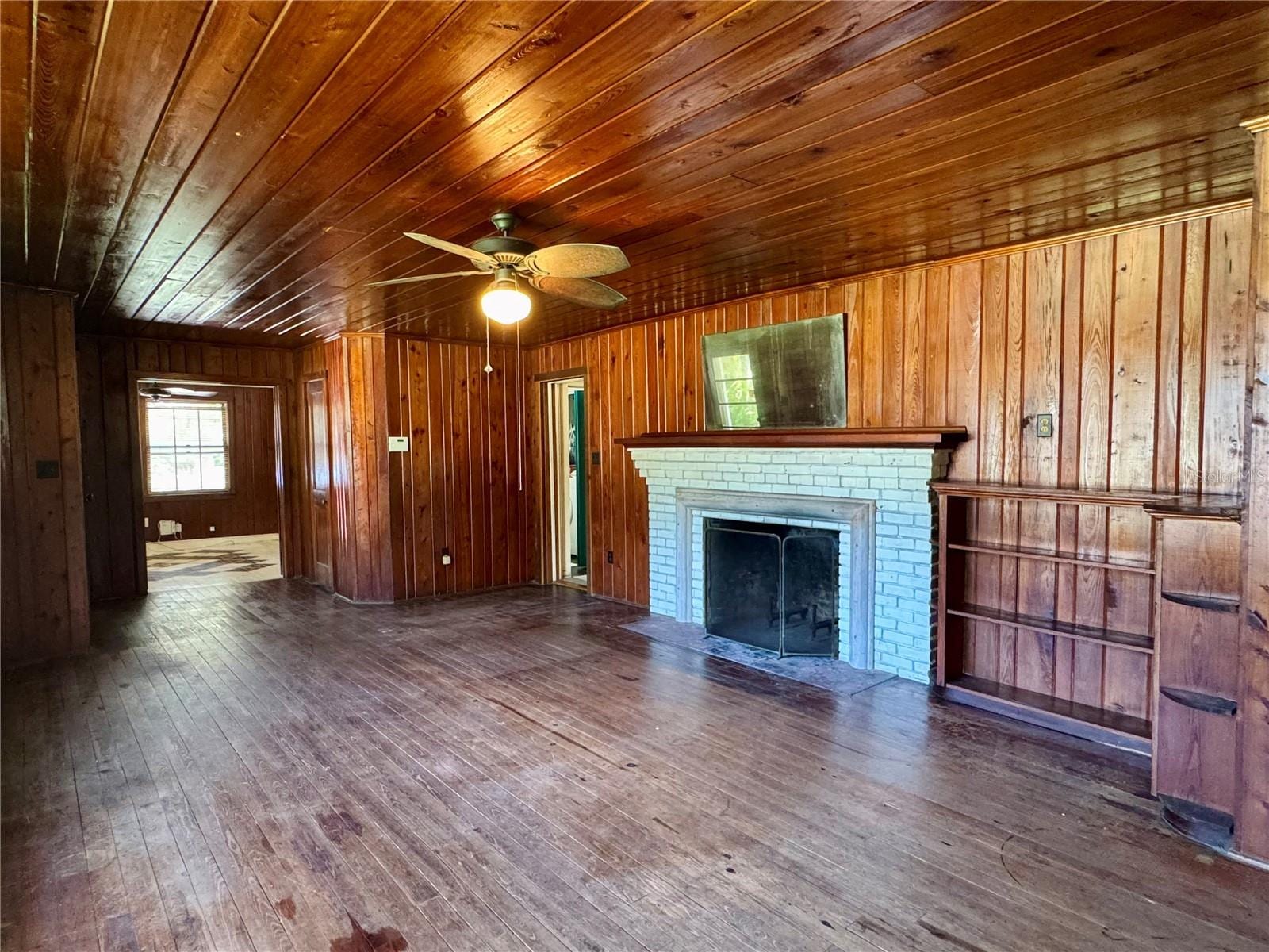 1109 Patterson Dr photo 5
