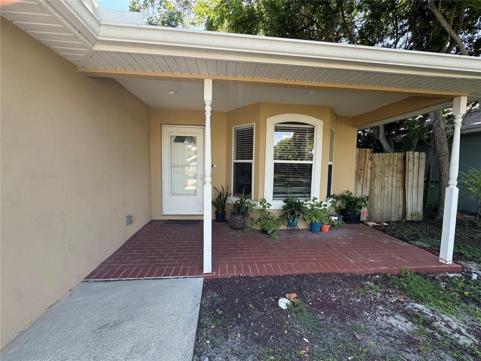 6321 S Richard Ave photo 2