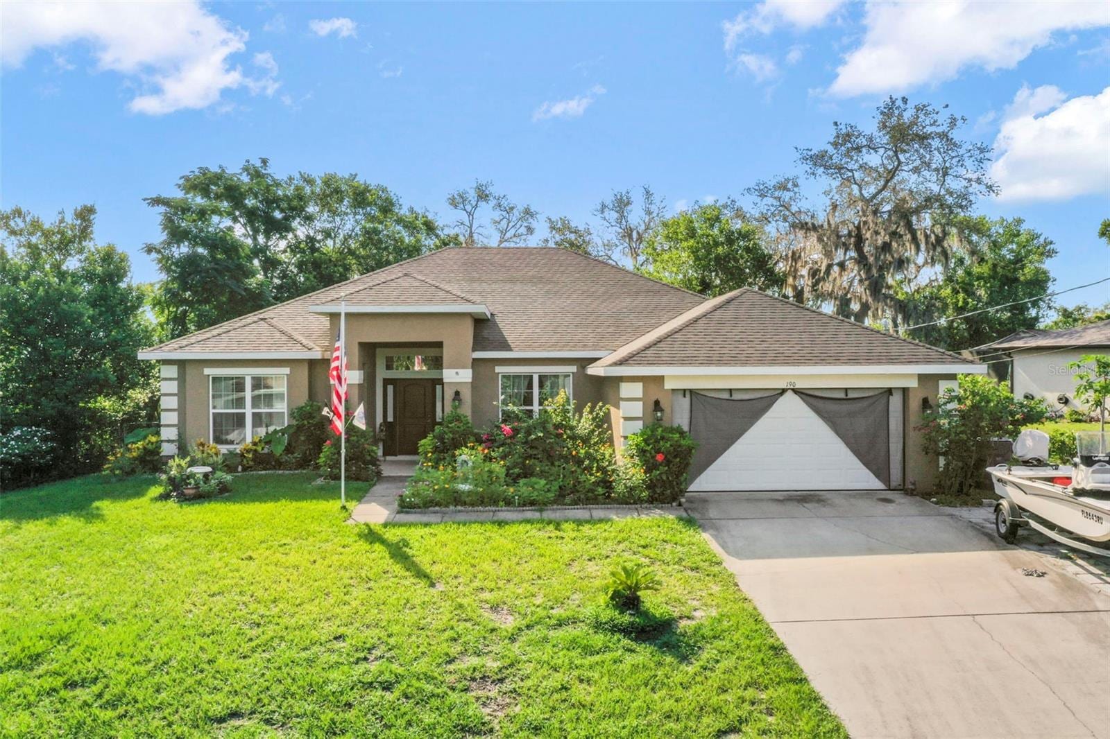 190 Rusk Cir photo 2