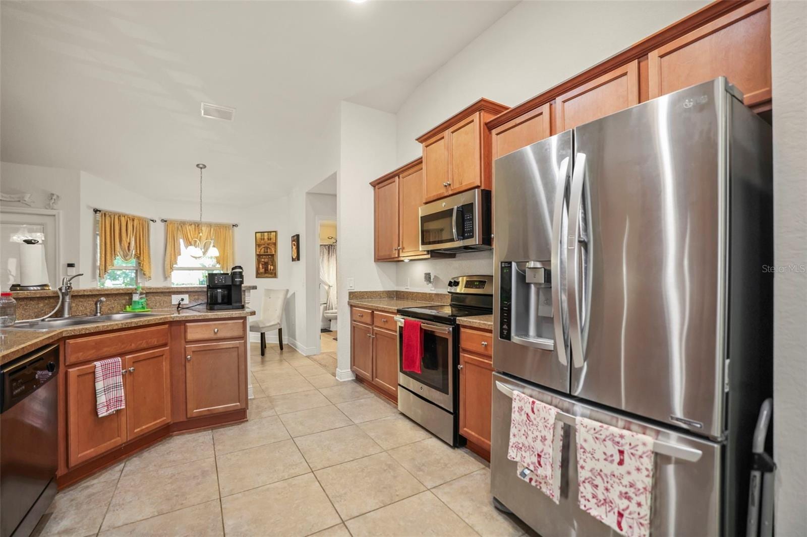 190 Rusk Cir photo 3