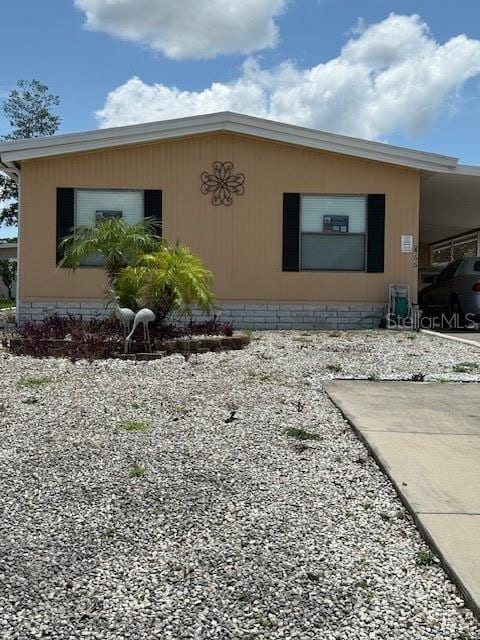 8466 Dickens Ave photo 2