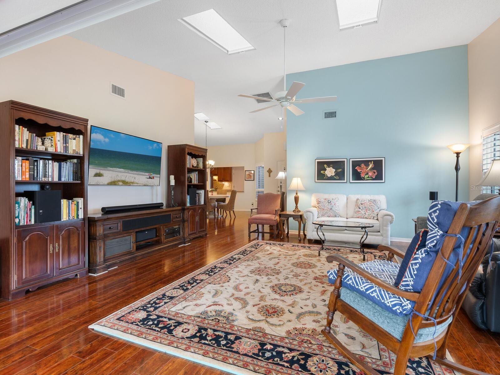 4004 Wilshire Cir E #89 photo 4