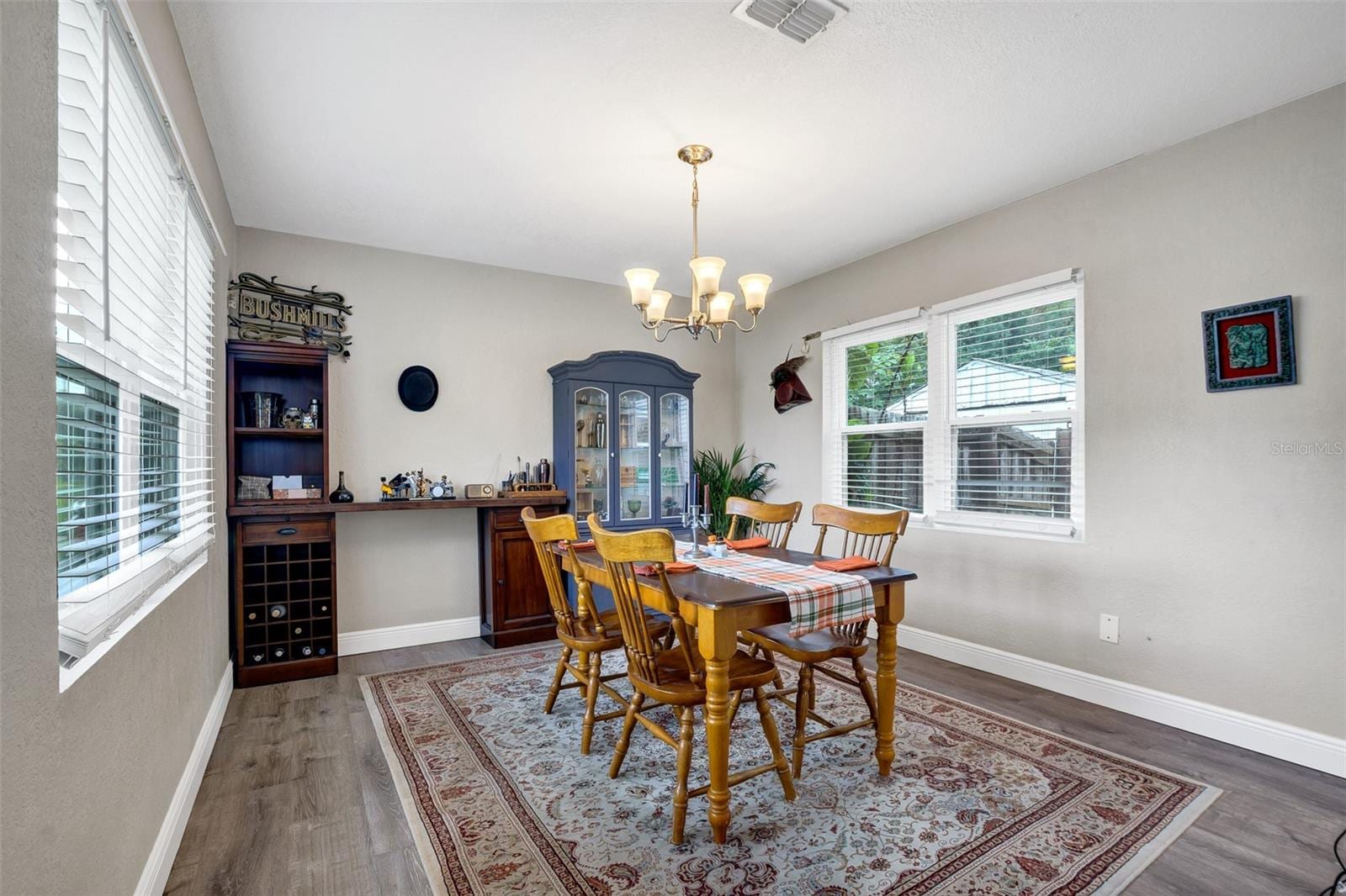 104 Avenue K Ave NE photo 5