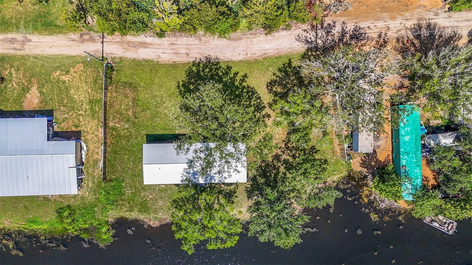 3380 Maple Ln photo 2