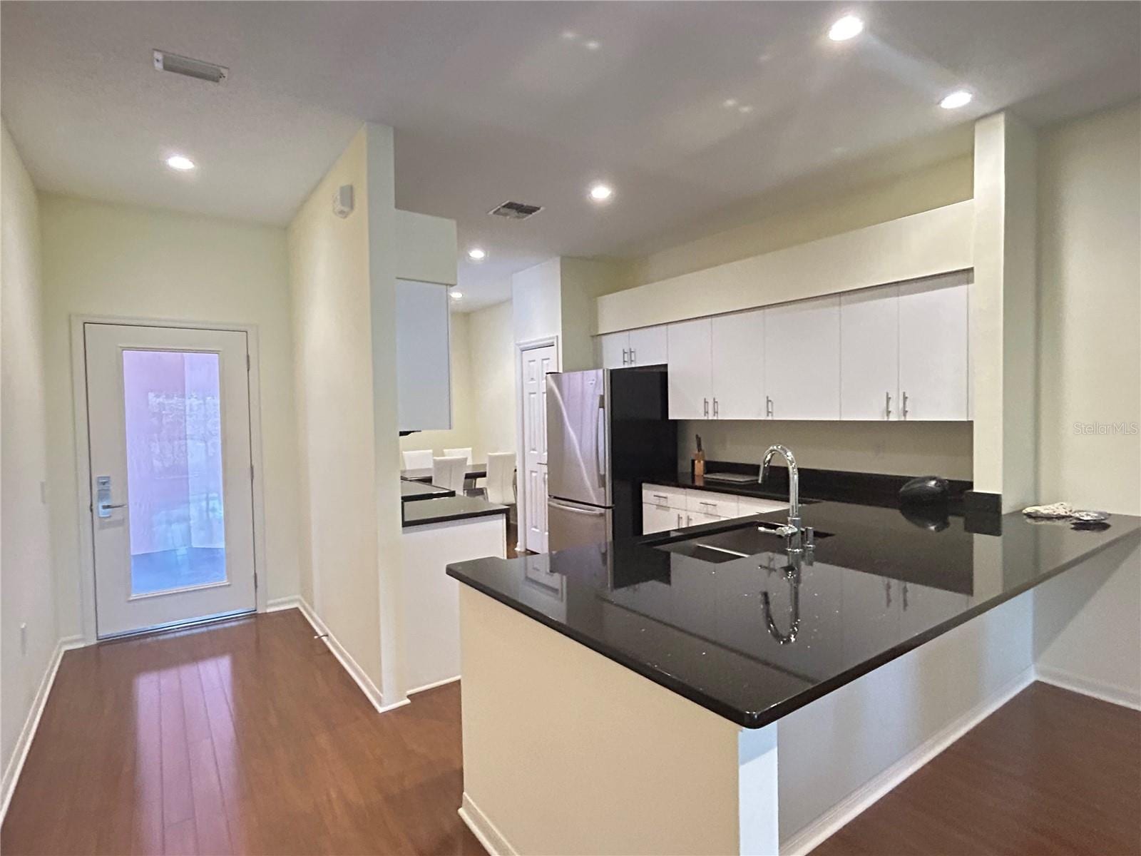 14 Enclave Dr photo 5