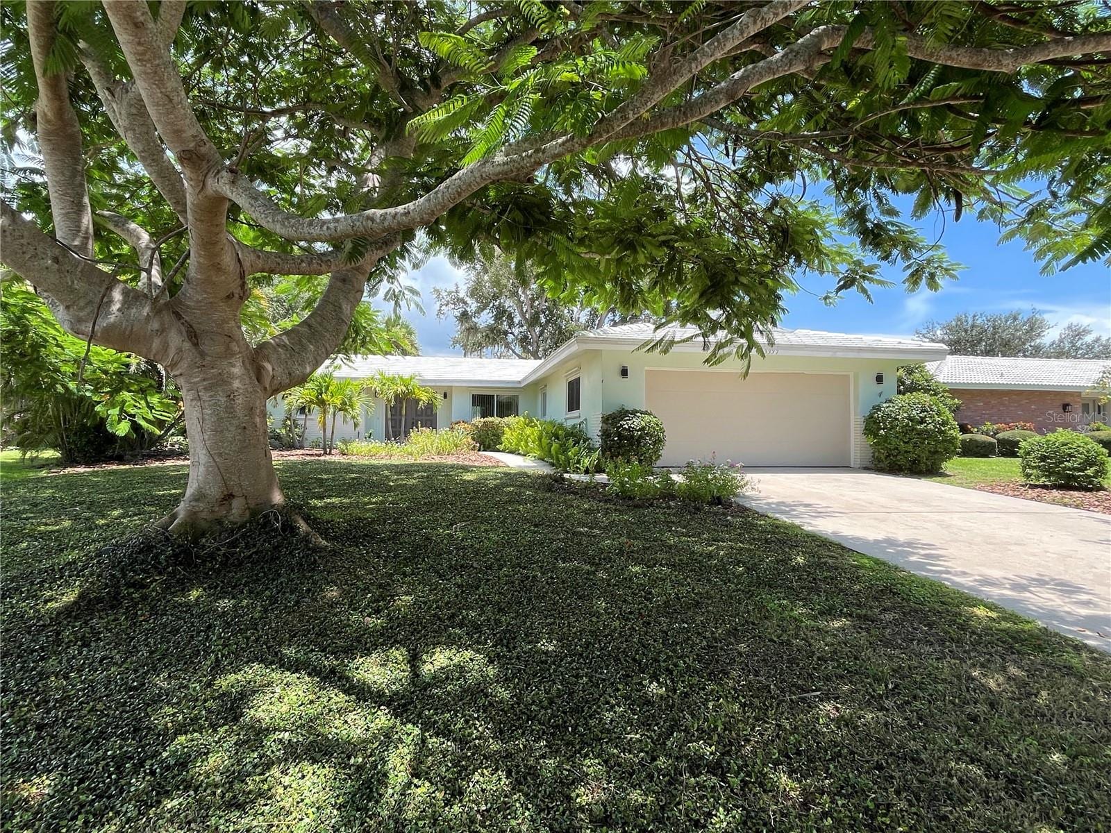 3337 Spring MILL Cir photo 4