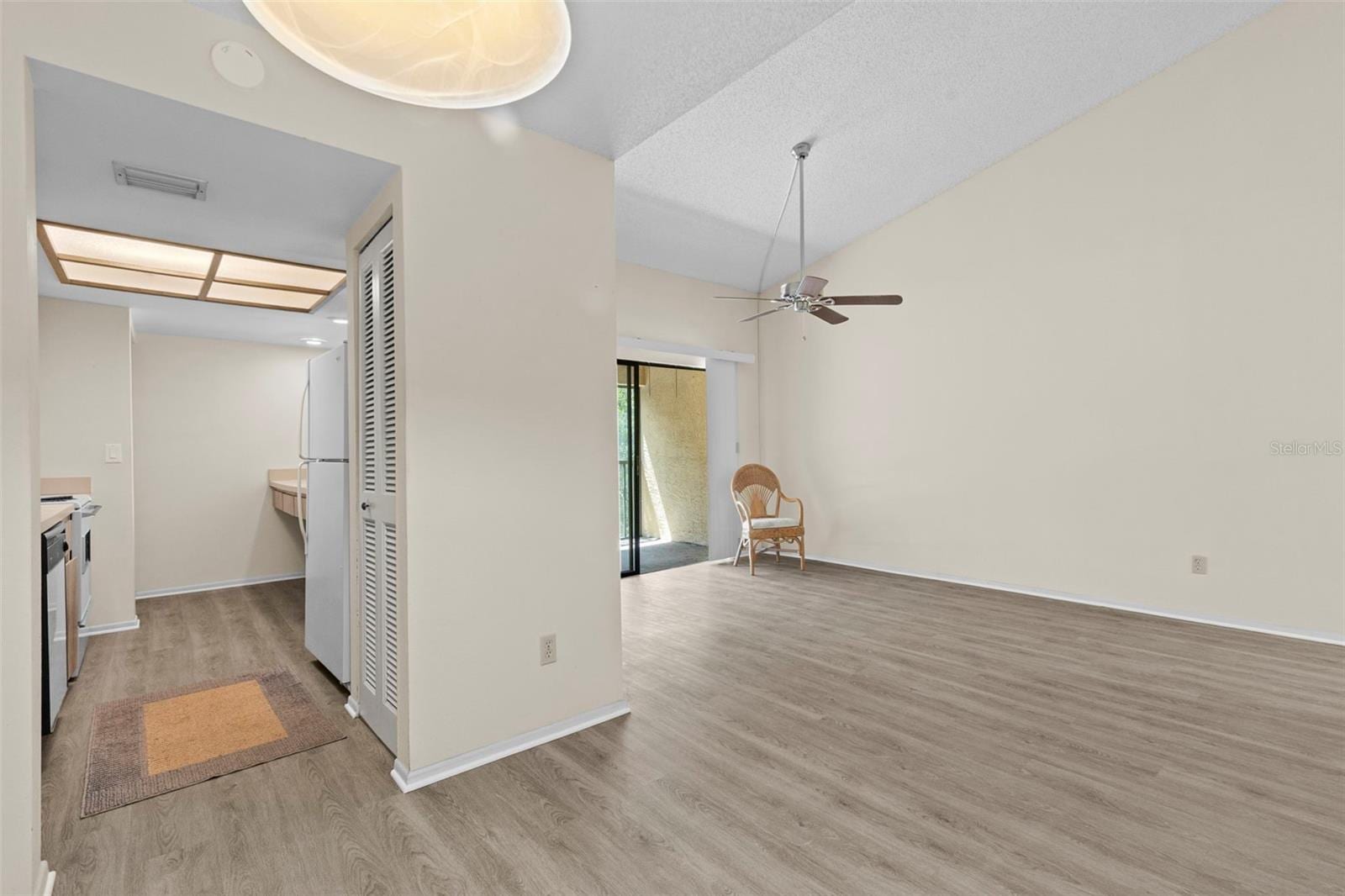 7832 Niagara Ave #323 photo 5