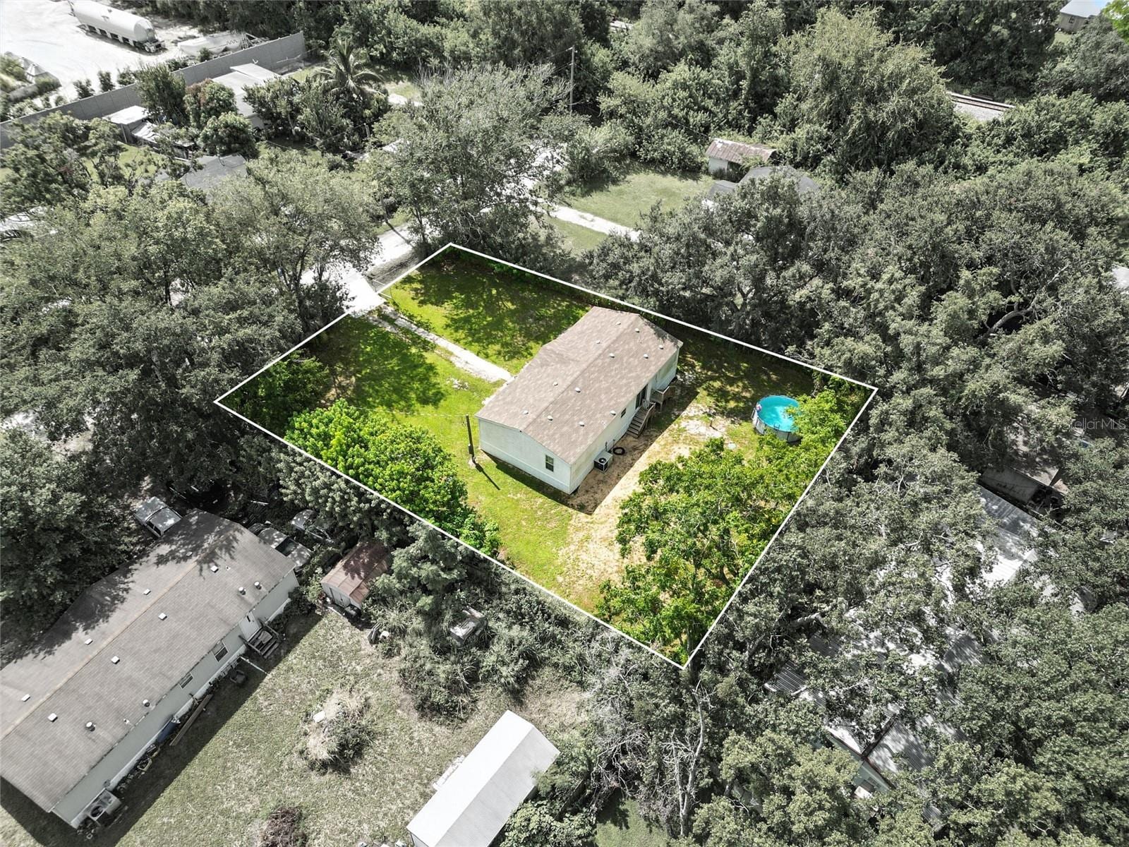41 Norman Ln photo 4