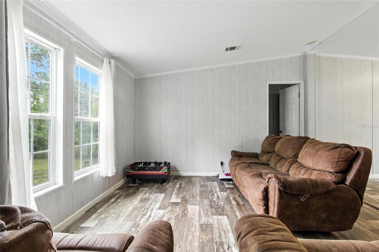 41 Norman Ln photo 5