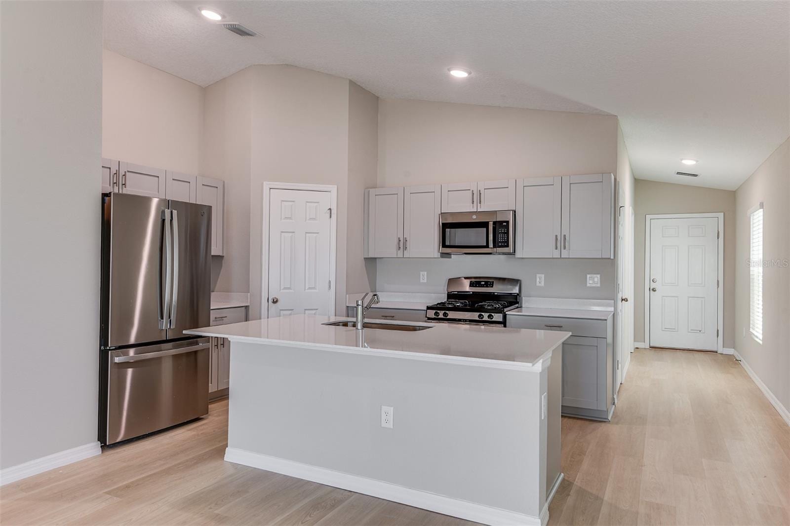 6056 Navona Way photo 5