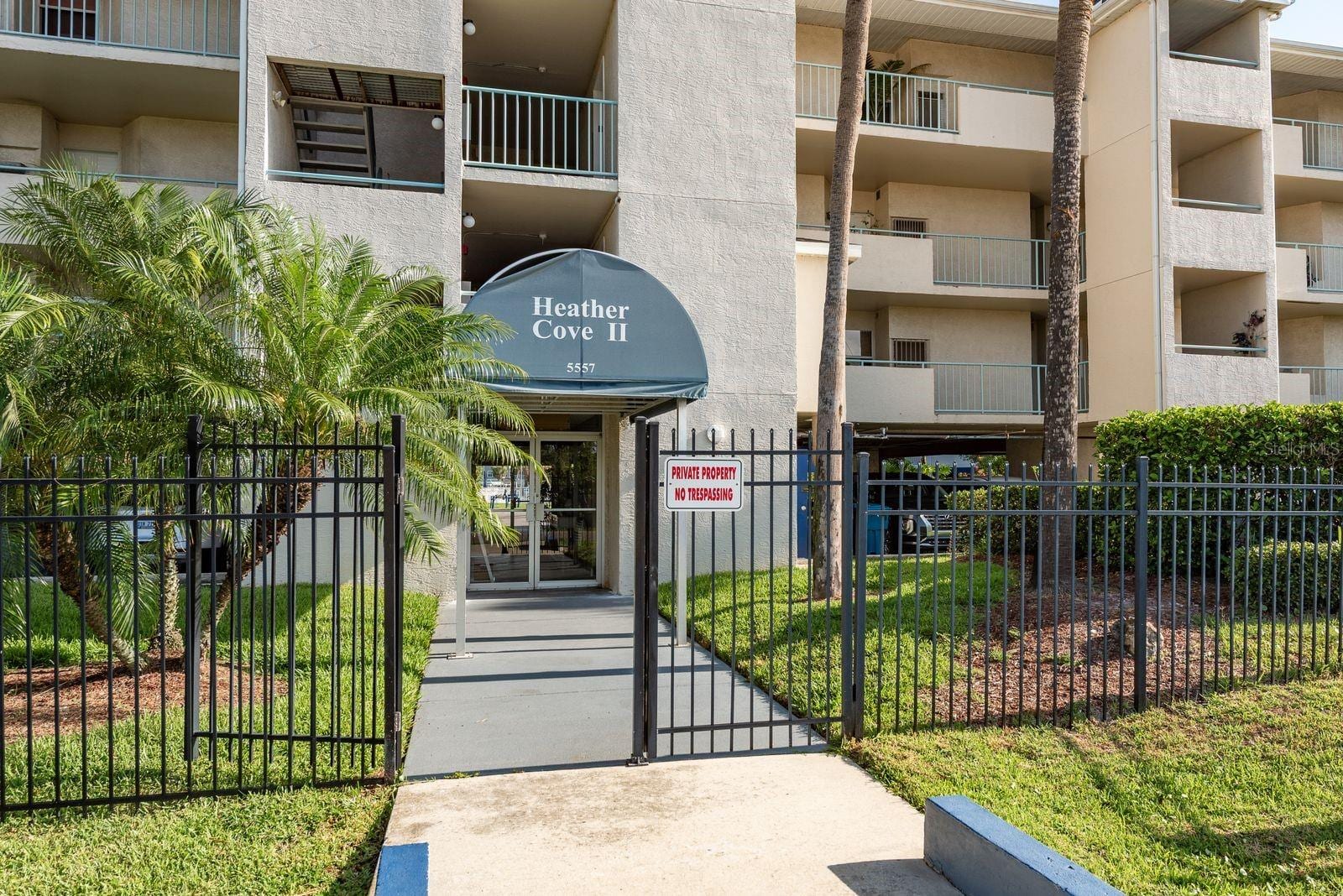 5557 Sea Forest Dr #118 photo 3