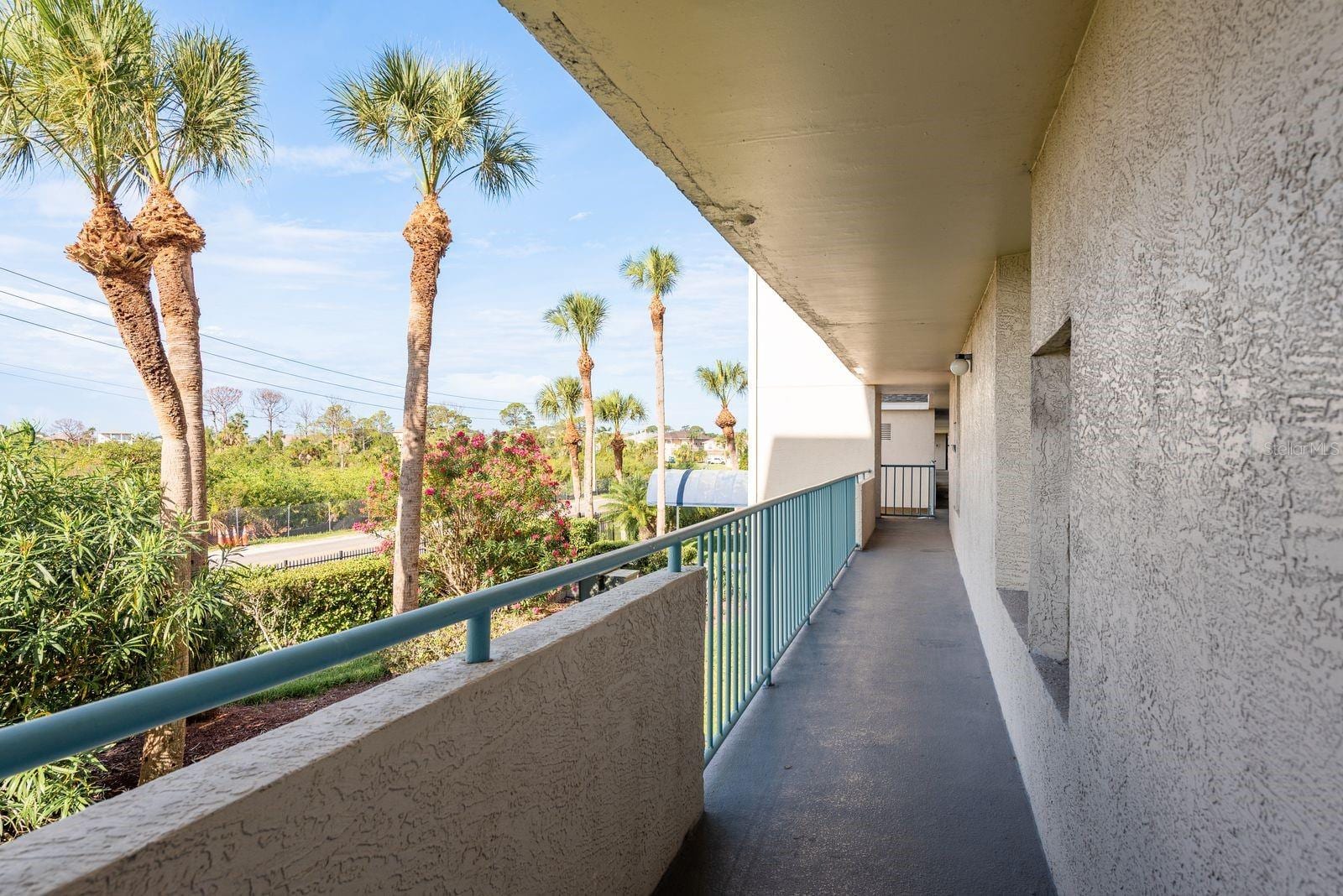 5557 Sea Forest Dr #118 photo 5