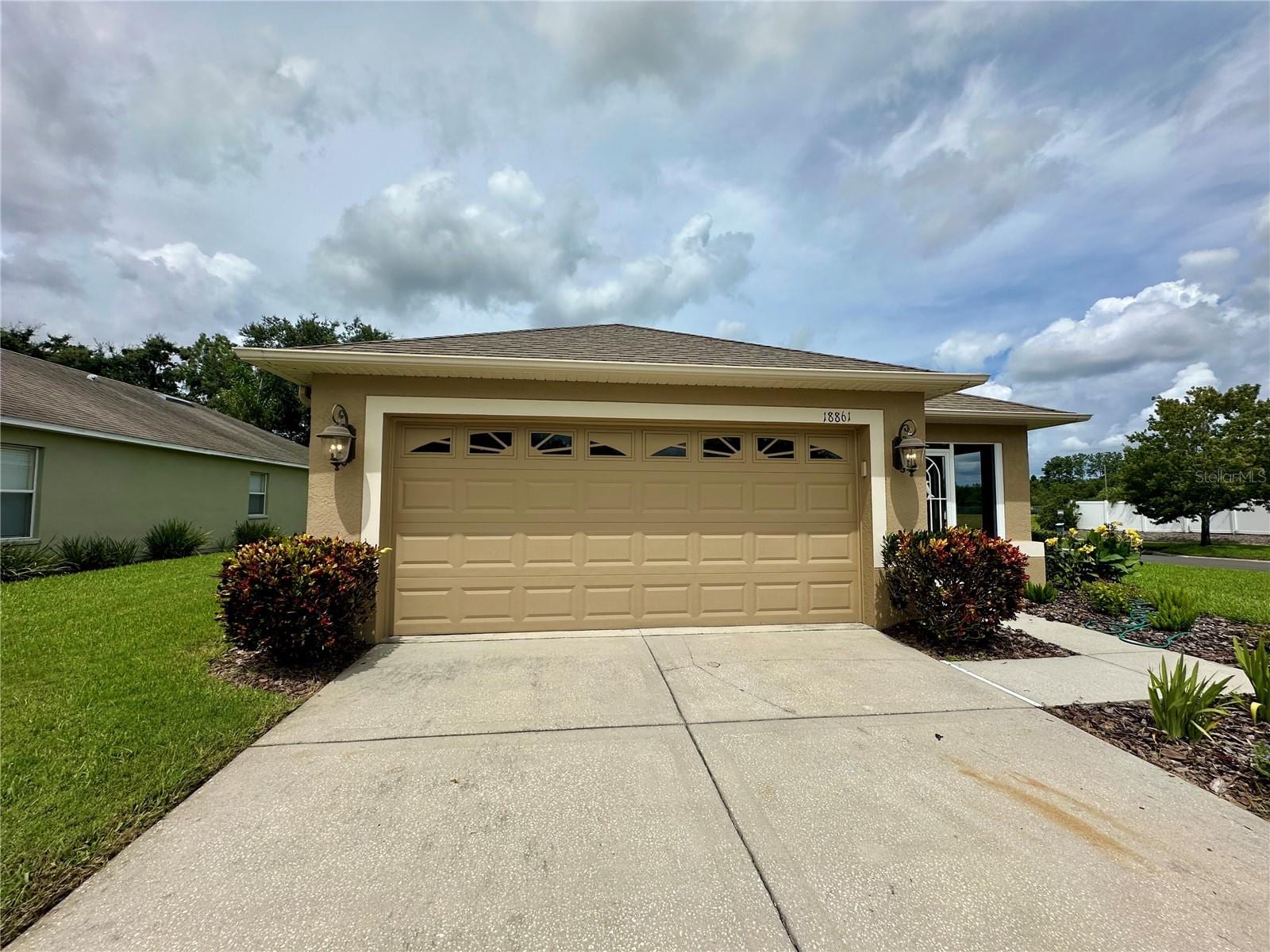 18861 Water Lily Ln photo 3