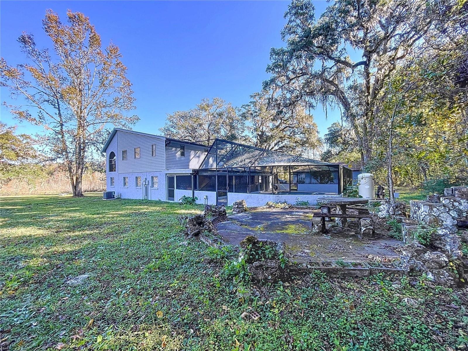 9481 Patrick St photo 4