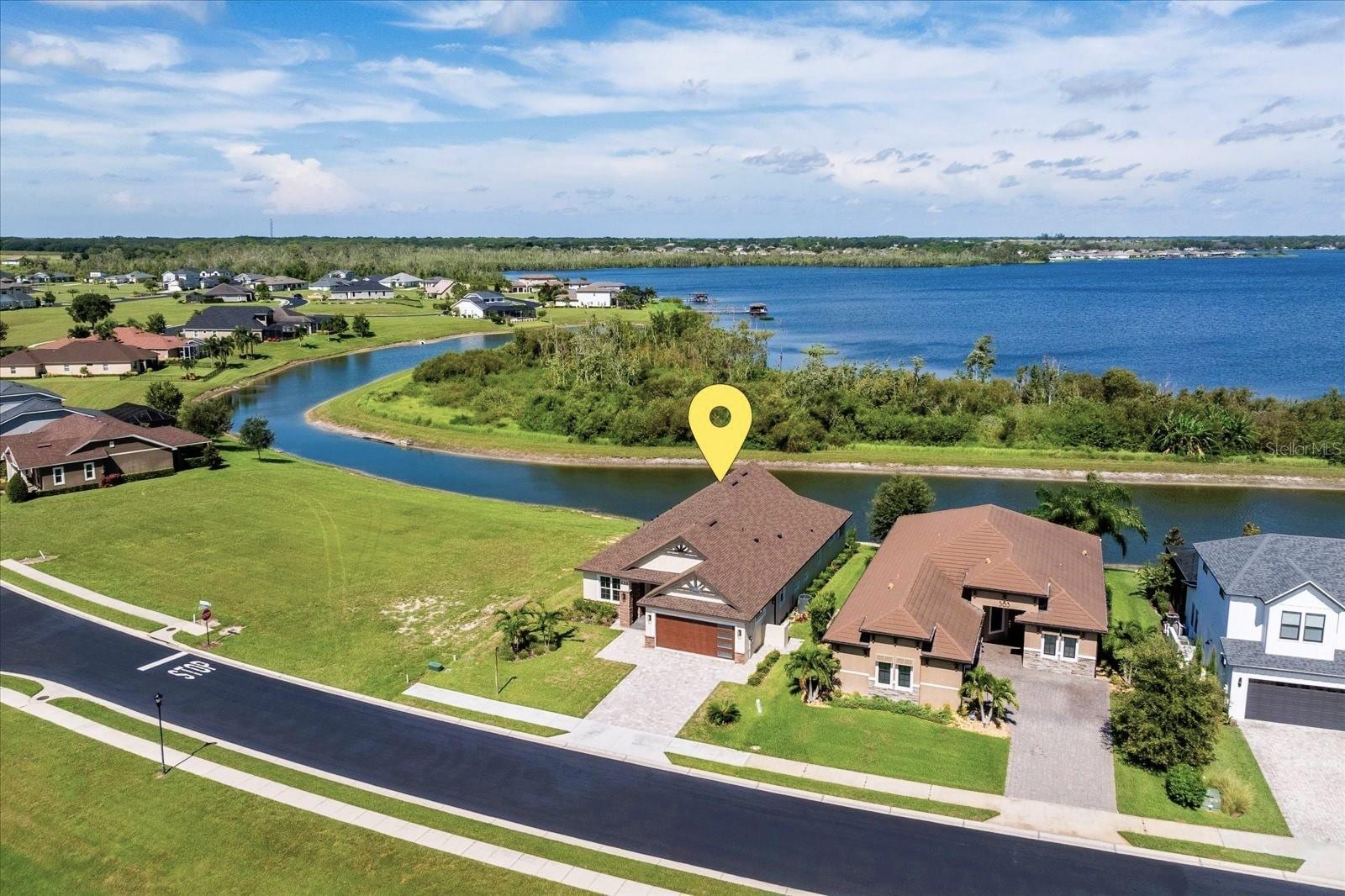 559 Waterfern Trail Dr photo 4