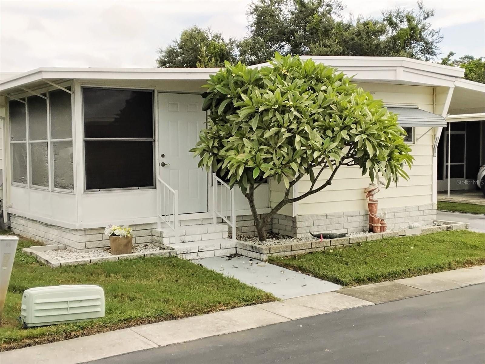 10118 N Lake Dr #30 photo 3