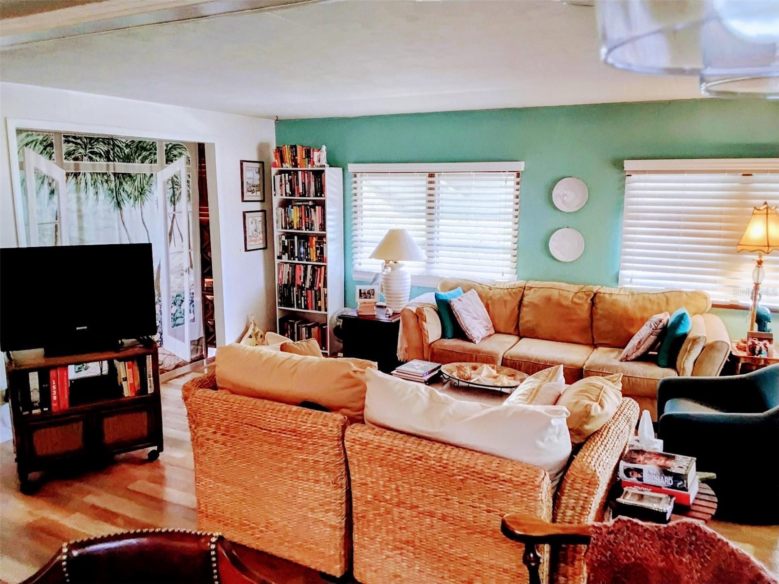 10118 N Lake Dr #30 photo 5