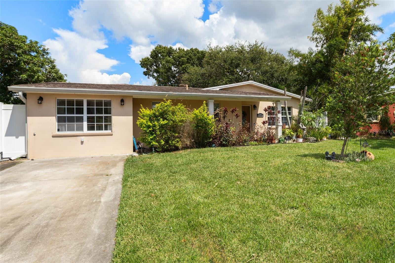 8915 59th Way N photo 2