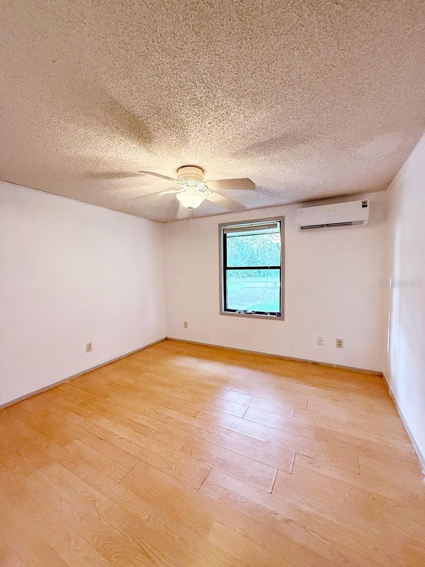 33248 Ridge Manor Blvd photo 5