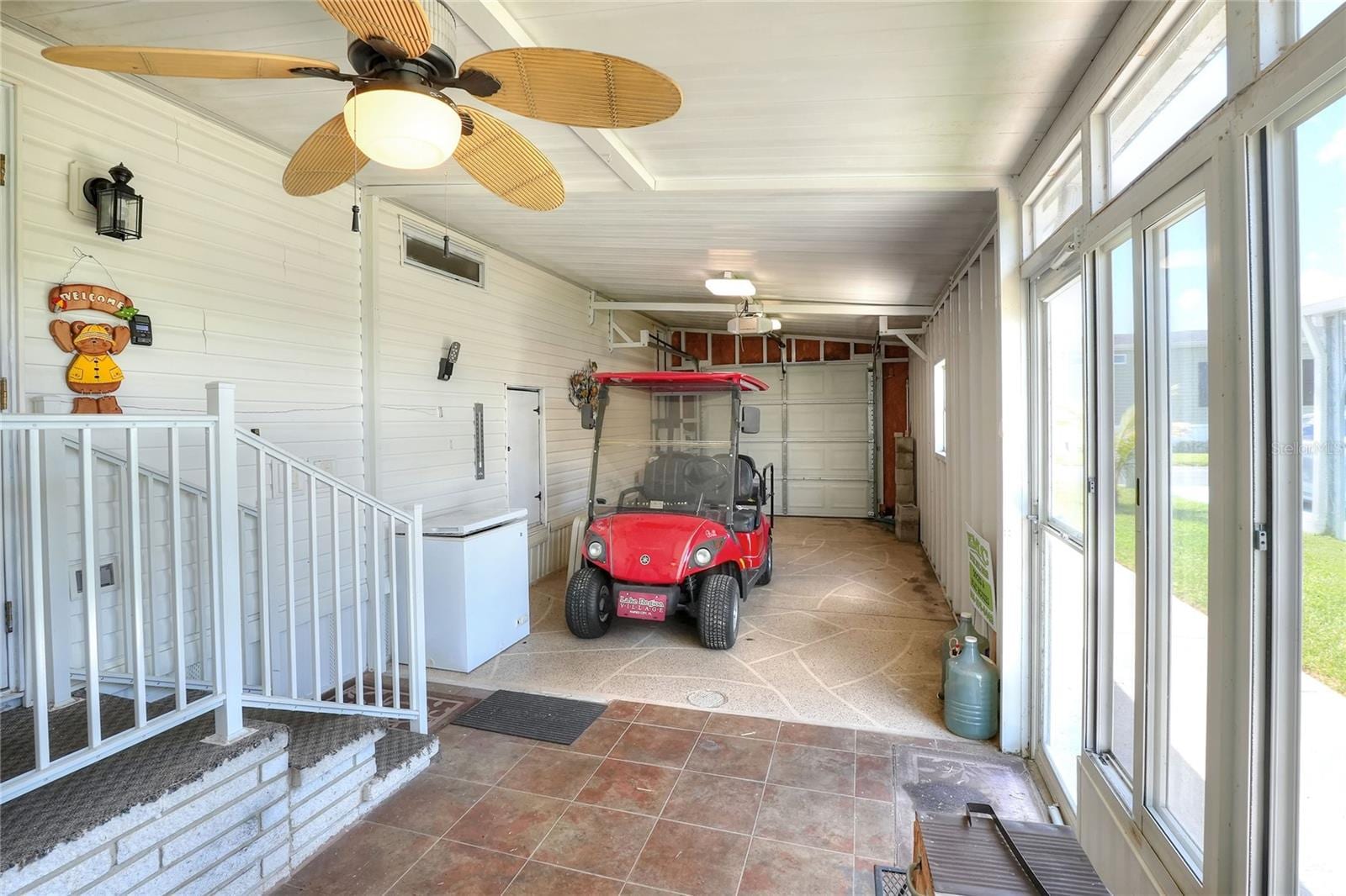 590 Aloha Dr photo 5