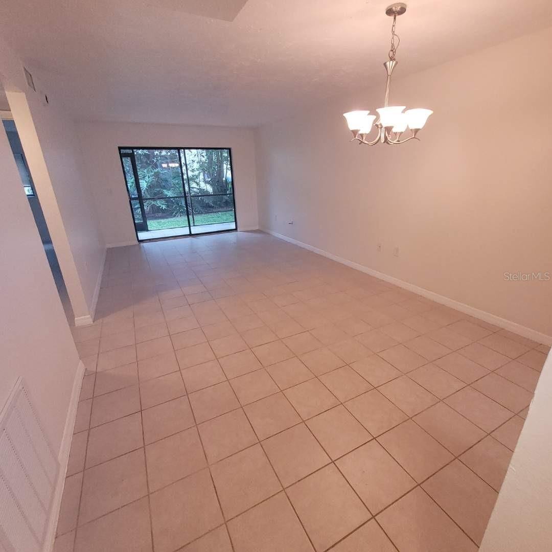 7273 Cloister Dr #121 photo 4