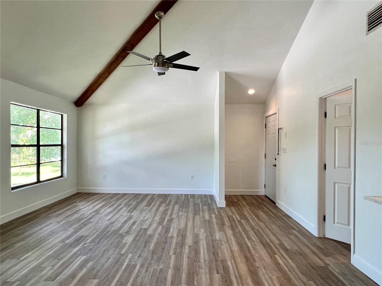 1306 Lennox Rd E #1306 photo 5