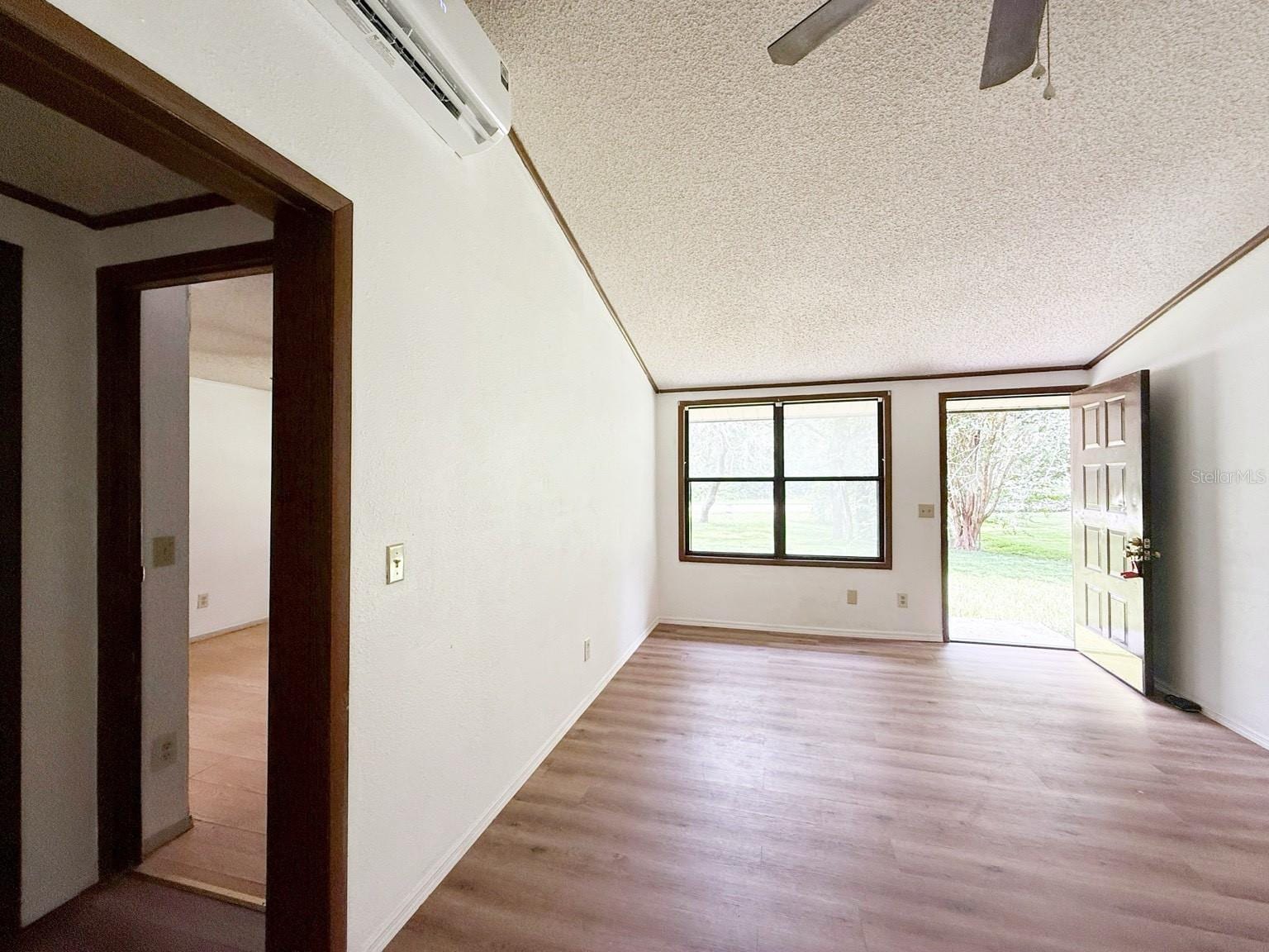 33248 Ridge Manor Blvd photo 4