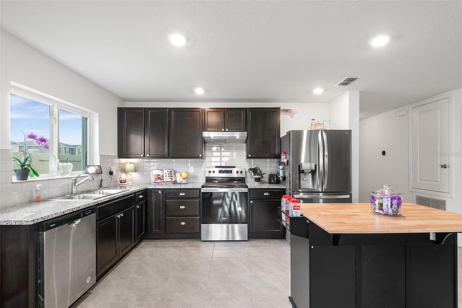 1228 Denali Dr photo 4