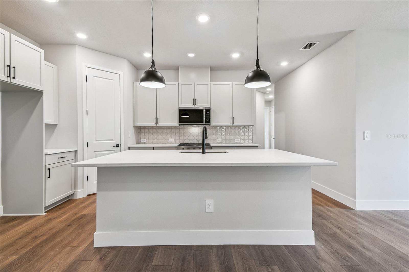 2836 Marrakesh Ln photo 5