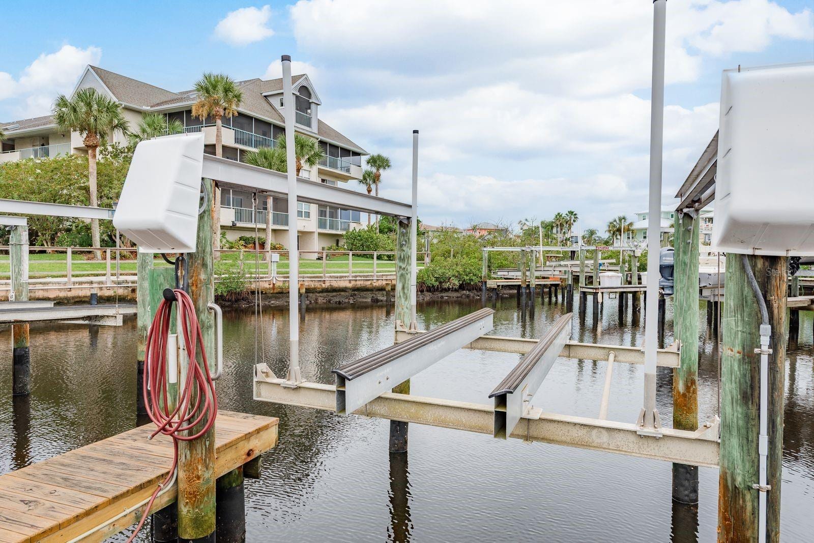 5557 Sea Forest Dr #314 photo 5