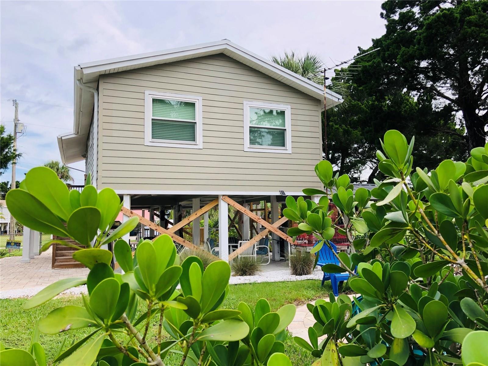 3480 Harbor Dr photo 4