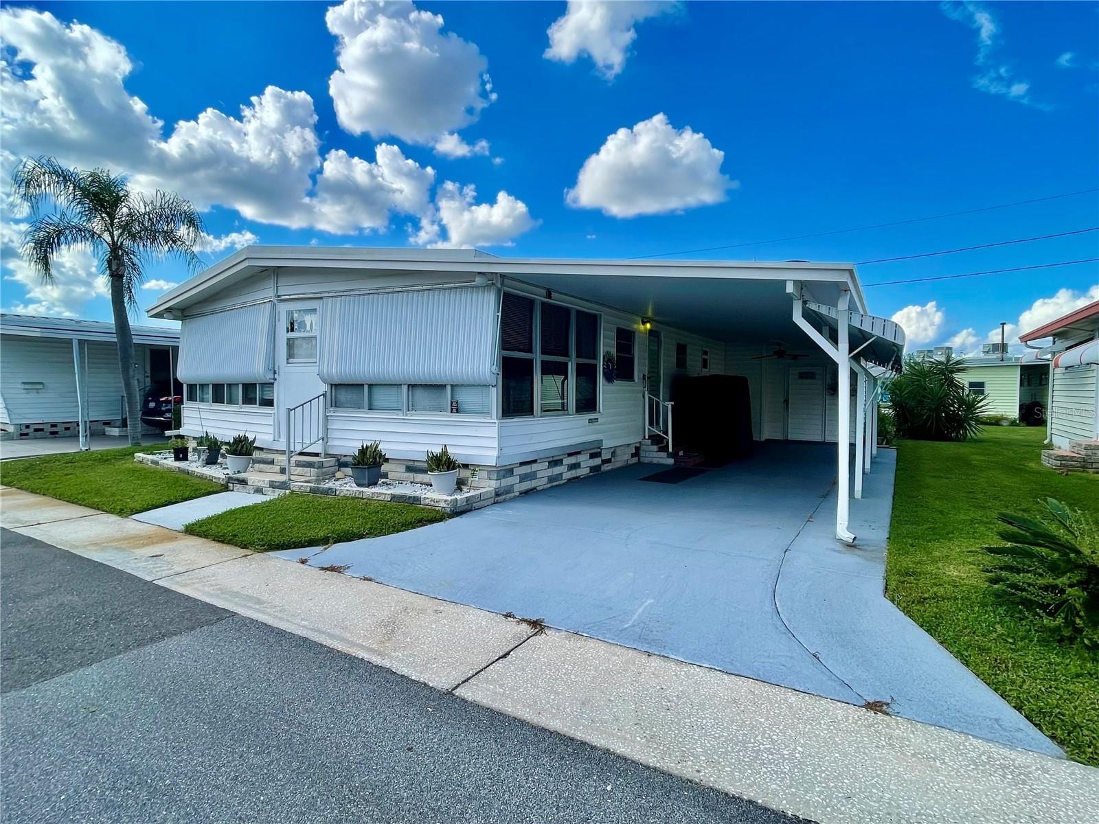 34455 Hibiscus Dr N photo 2
