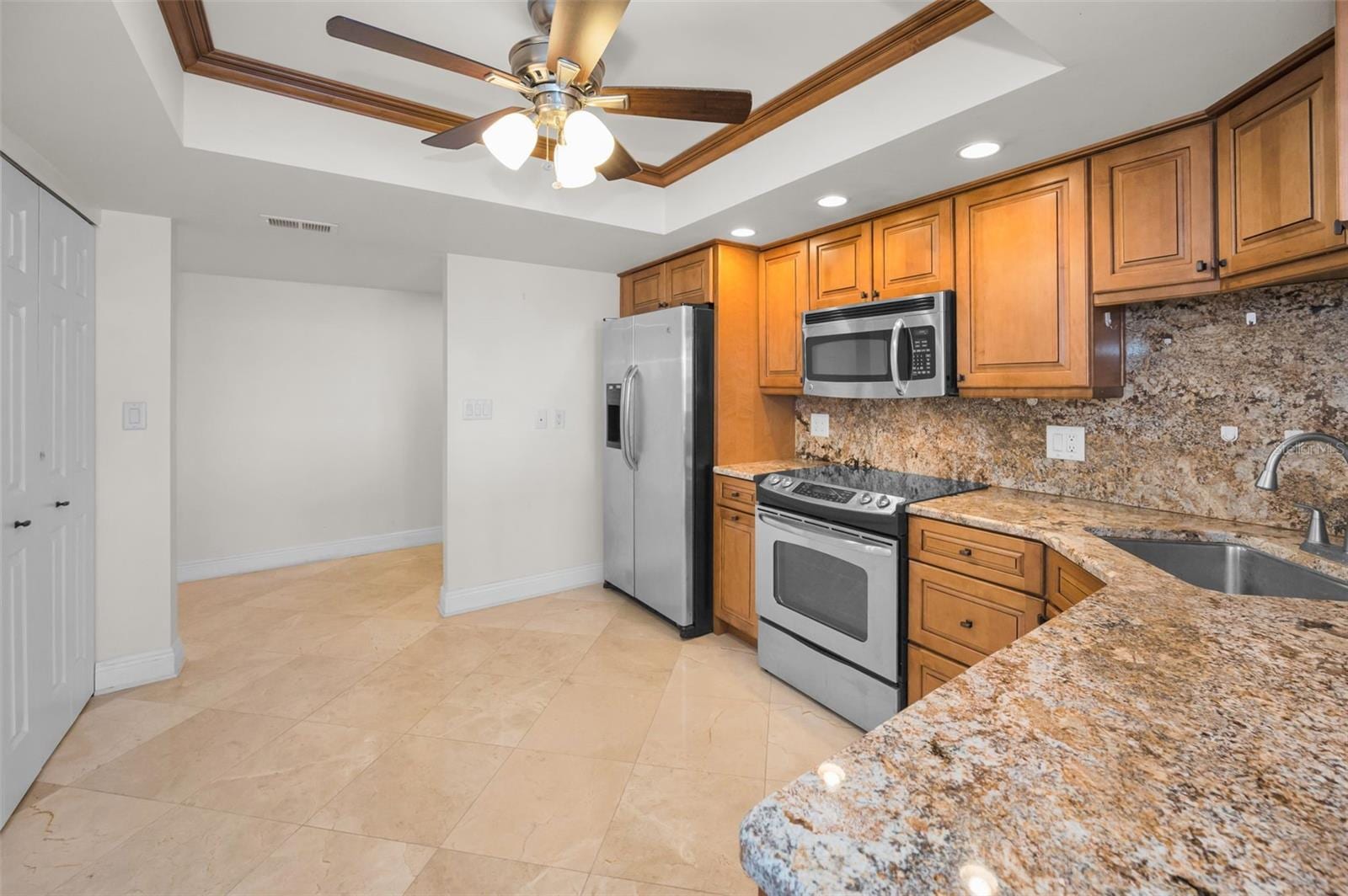 5200 Brittany Dr S #510 photo 5