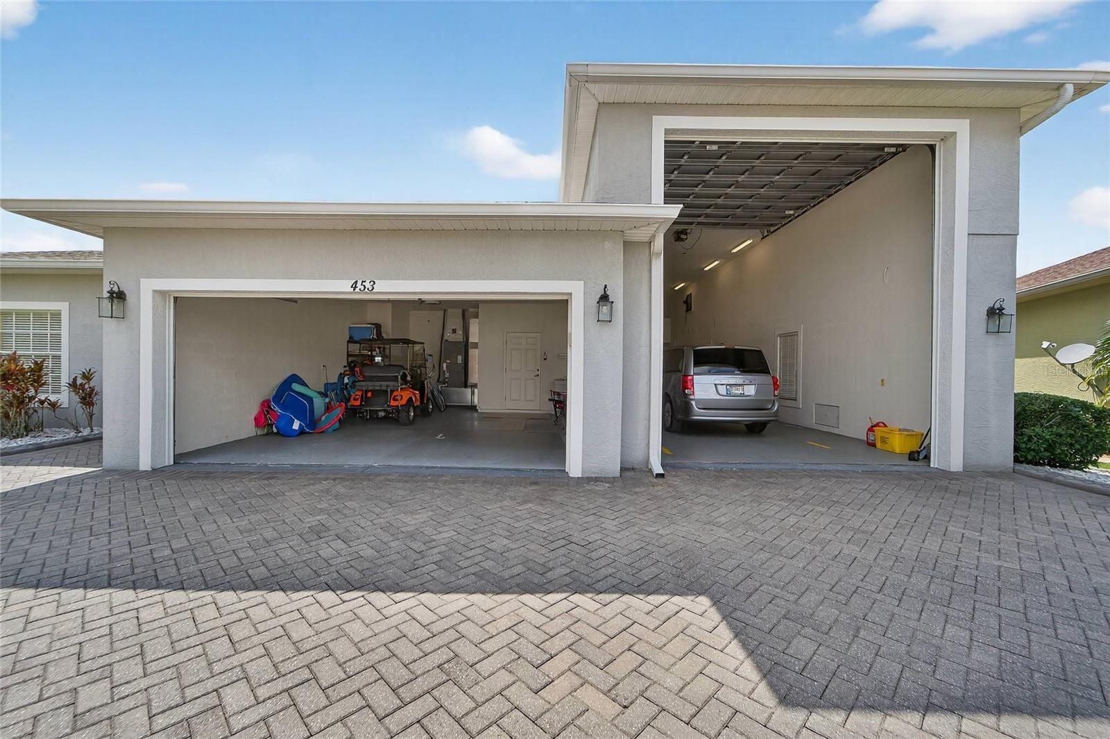453 Nolane Ln photo 3