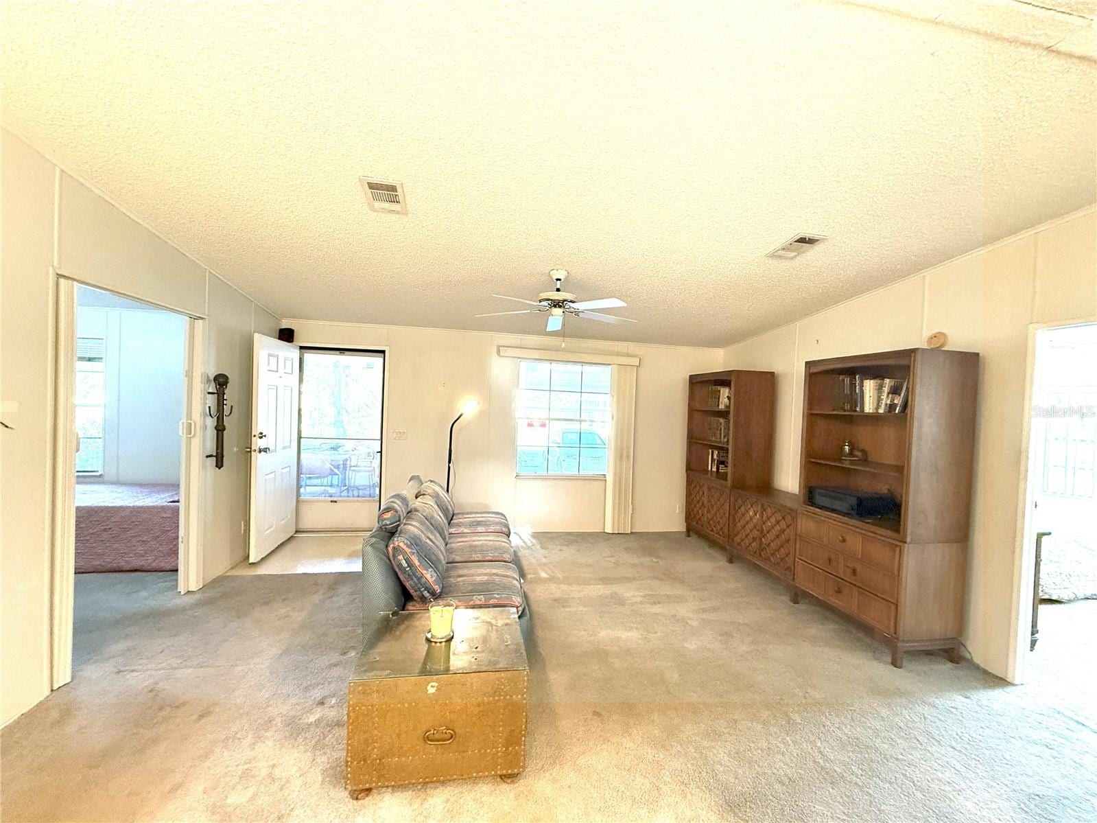 5152 Forest Glenn Dr photo 4