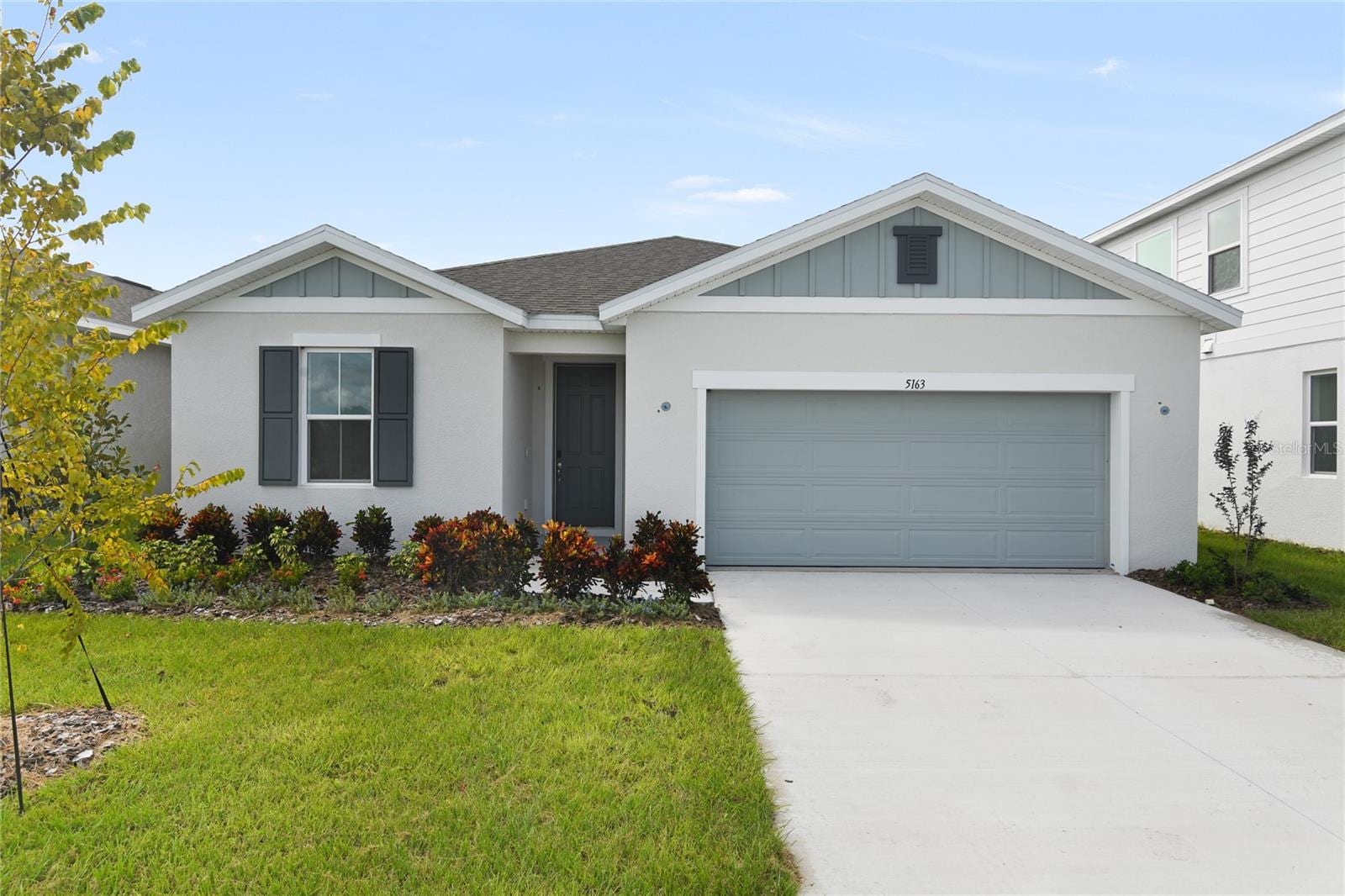 5163 Kinsley Dr photo 2