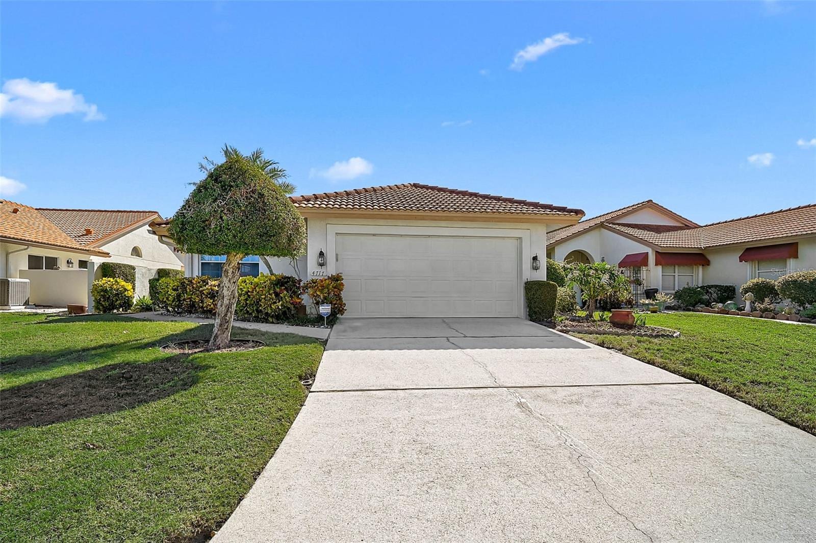 4717 Peridia Blvd E photo 3