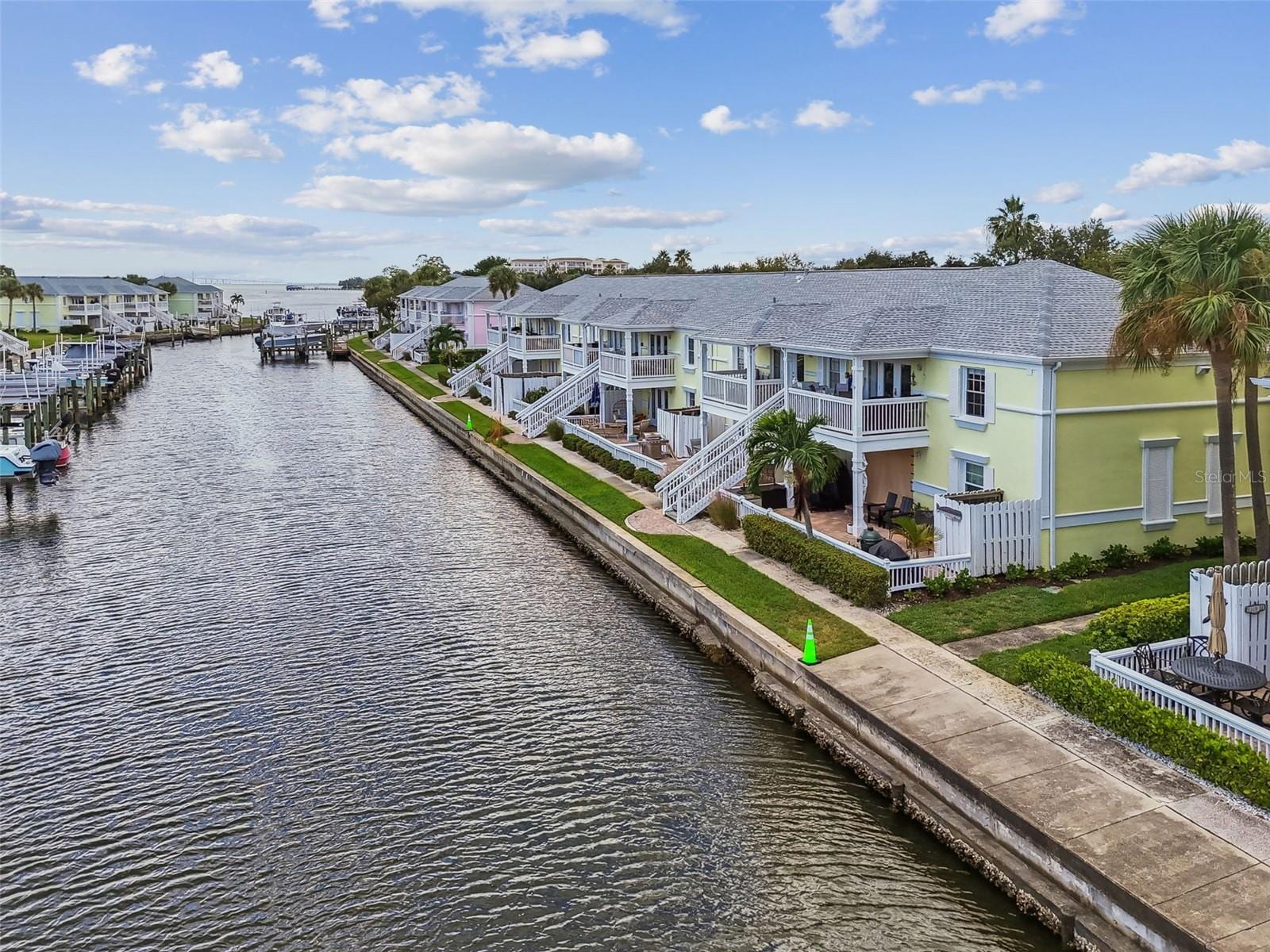 5116 Beach Dr SE #D photo 4