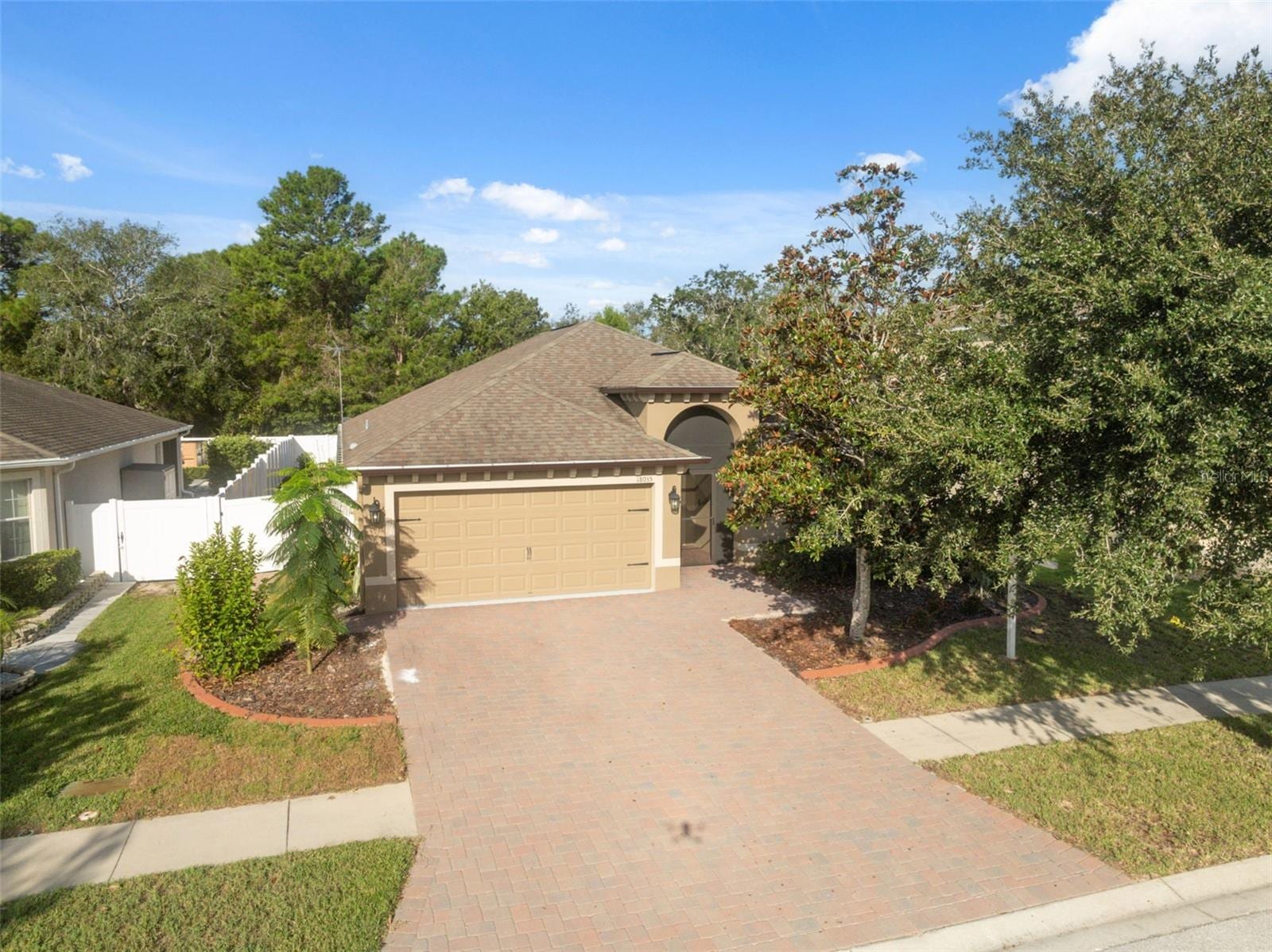 18035 Arbor Crest Dr photo 2