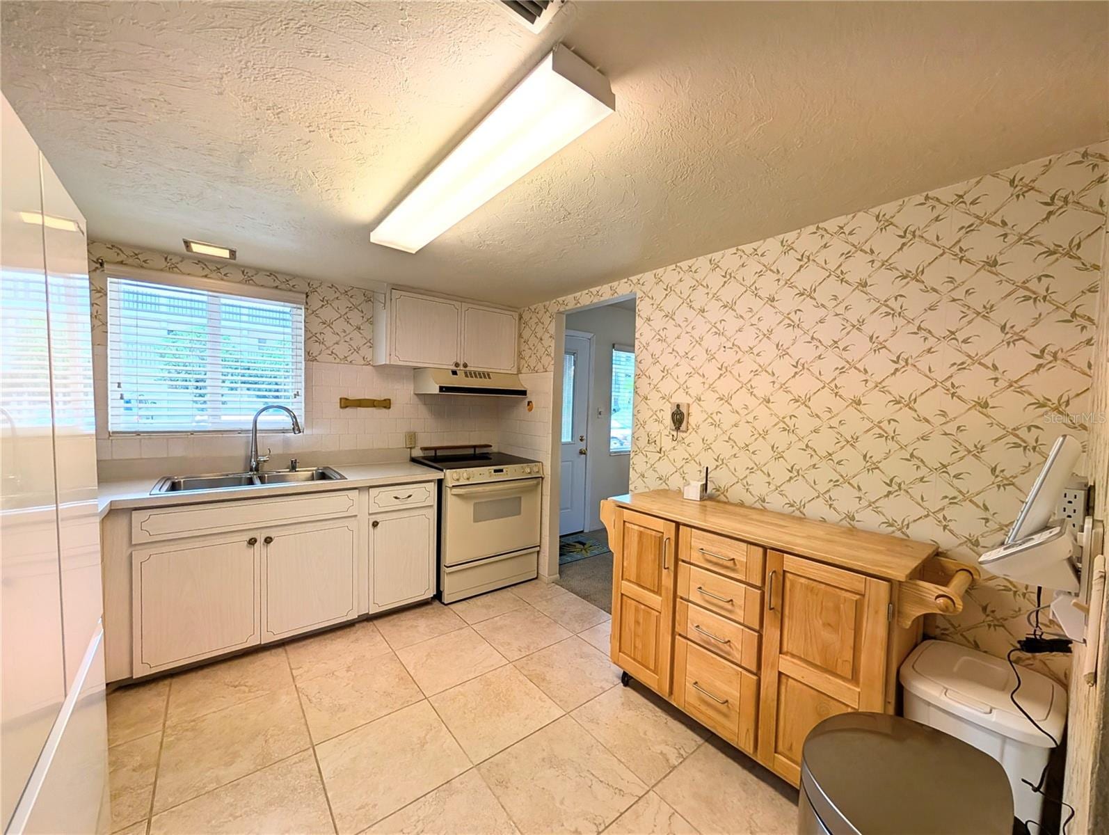 2303 Sunset Dr #H7 photo 3