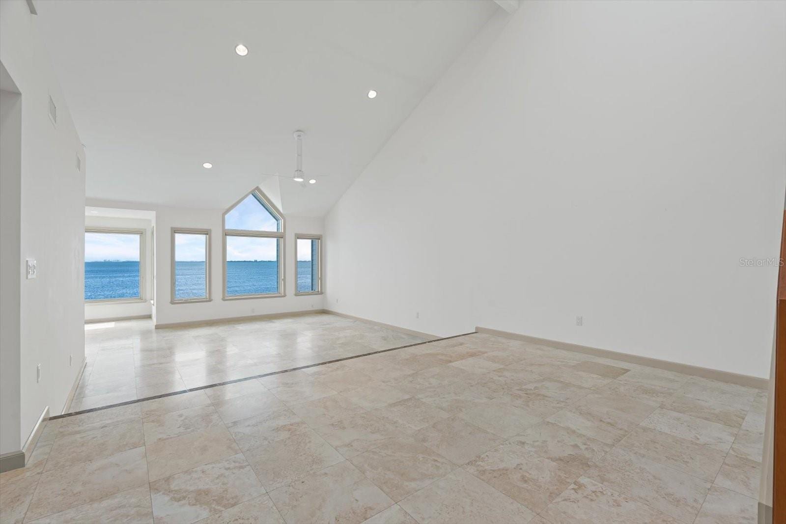 24 Tidy Island Blvd photo 3